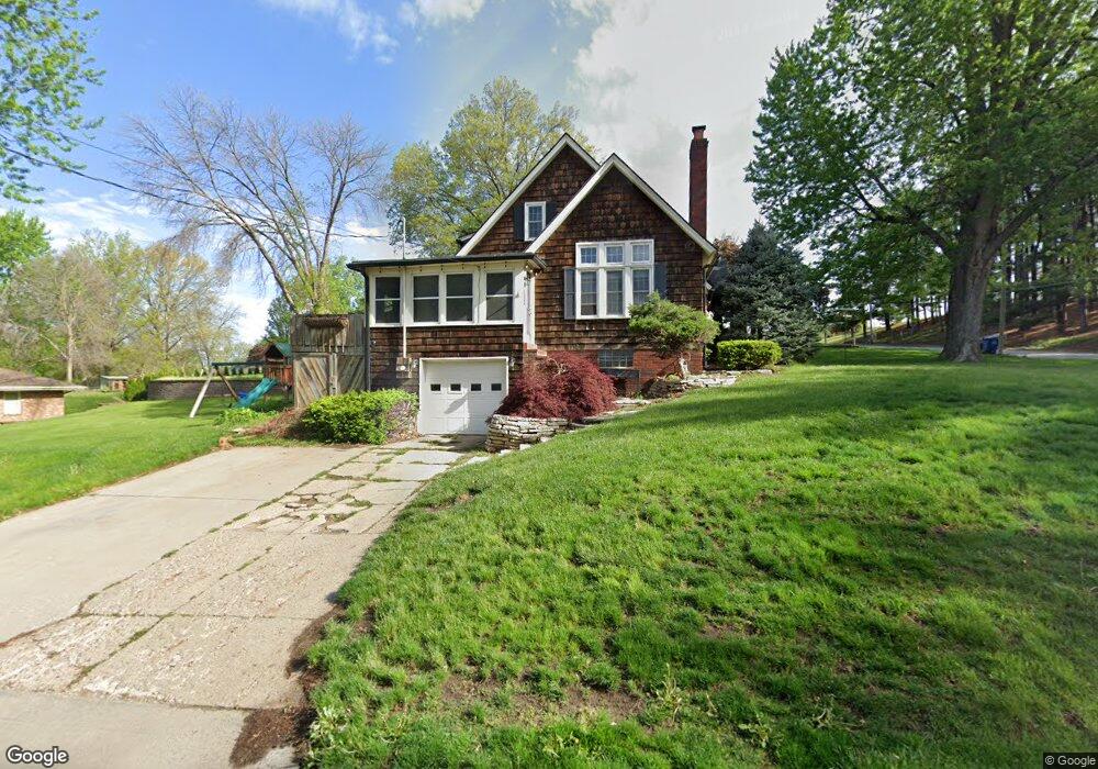 2324 E 29th St, Des Moines, IA 50317 - photo 1