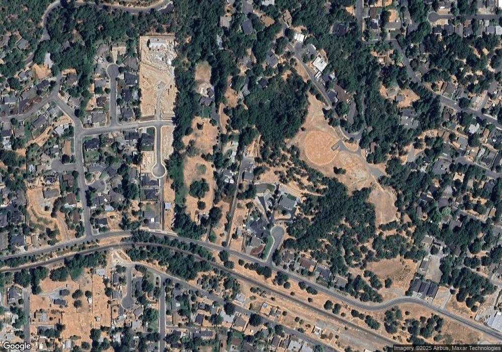 1322 NW F St, Grants Pass, OR 97526 - photo 1