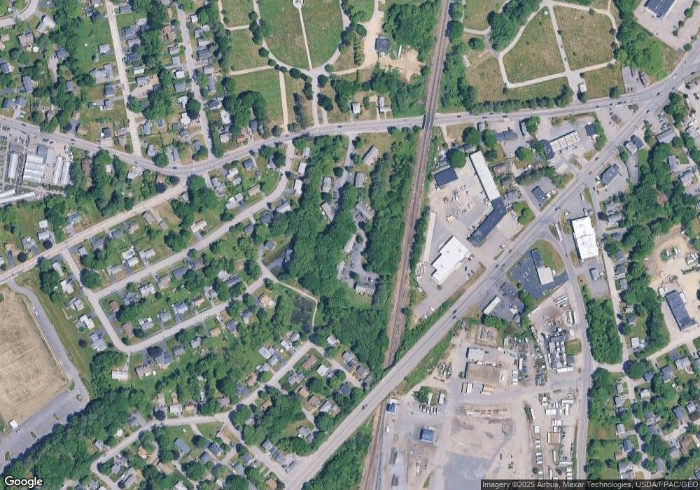 10 Jamestown Ct, South Portland, ME 04106 - photo 1