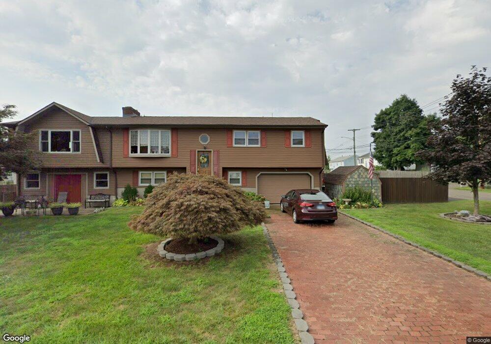 54 Grove St, East Haven, CT 06512 - photo 1