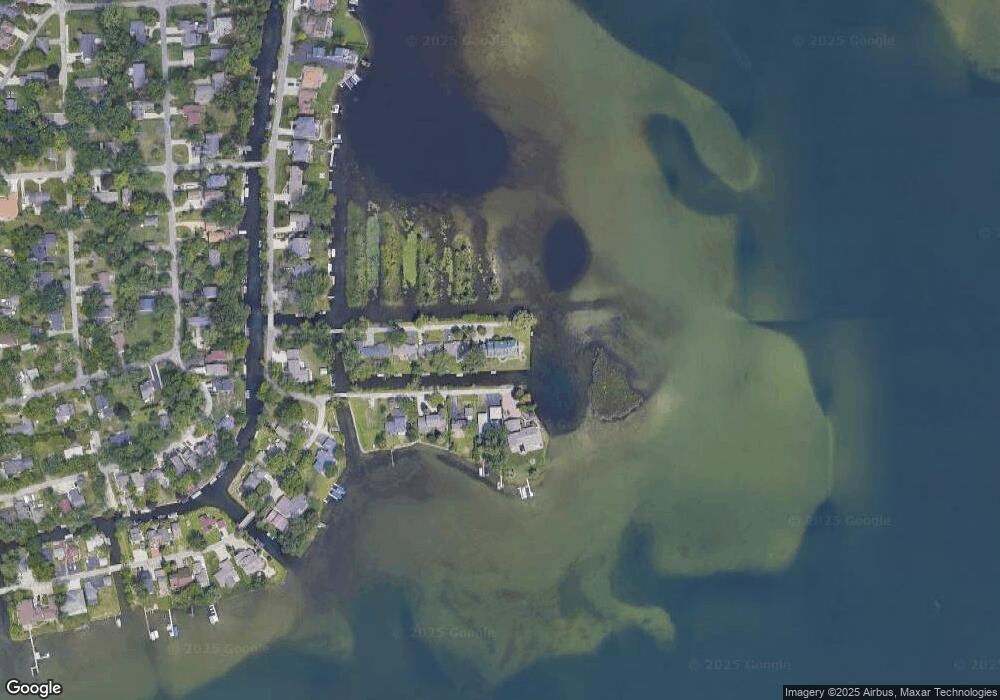 4491 Pointview Dr, West Bloomfield, MI 48324 - photo 1