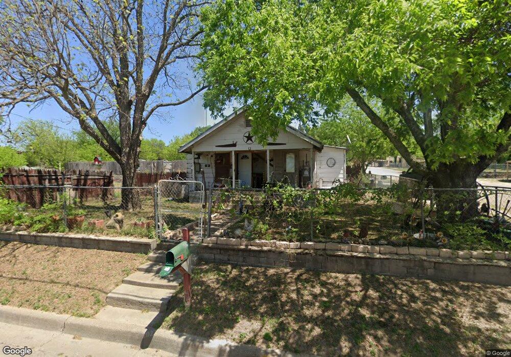 802 Liberty St, Weatherford, TX 76086 - photo 1
