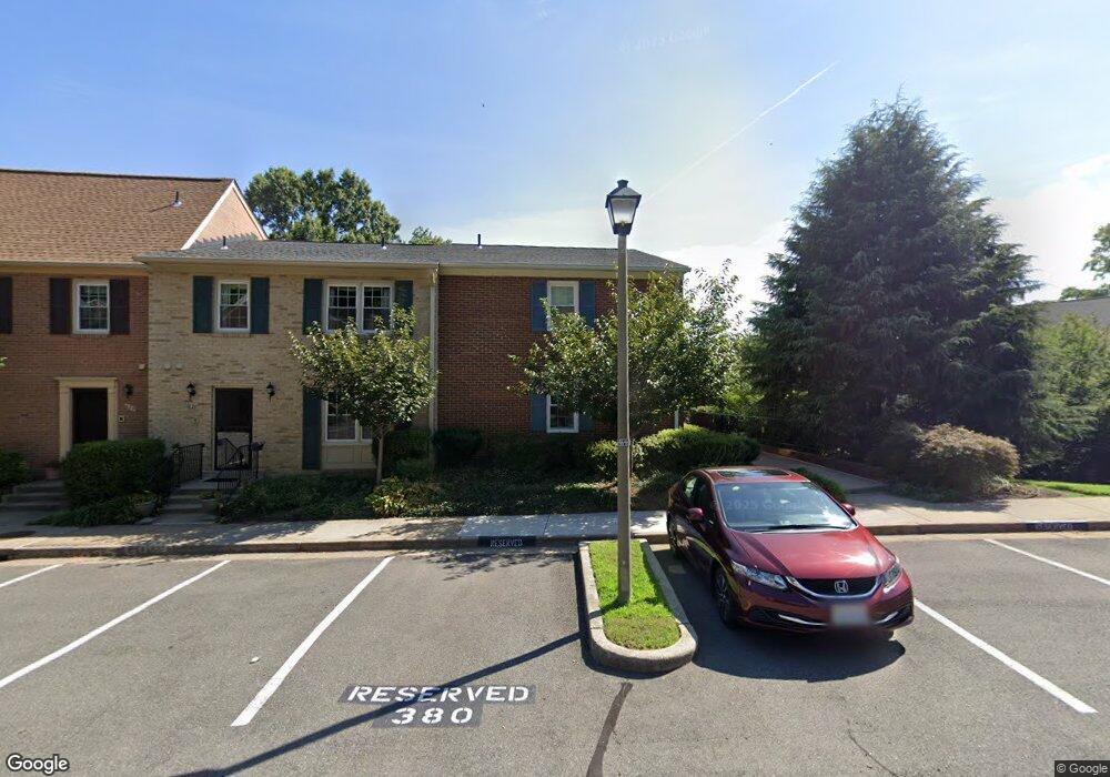 625 N Armistead St, Alexandria, VA 22312 - photo 1