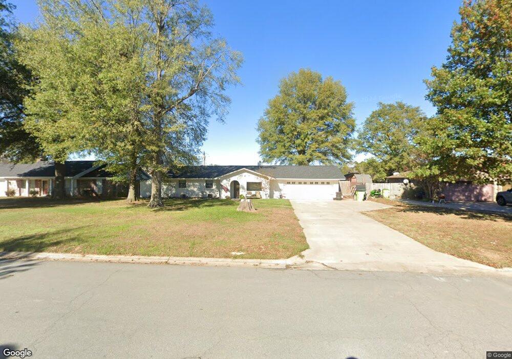 1307 E 21st St, Stuttgart, AR 72160 - photo 1