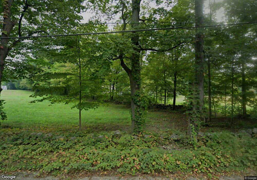 52 Richardson Rd, Hollis, NH 03049 - photo 1