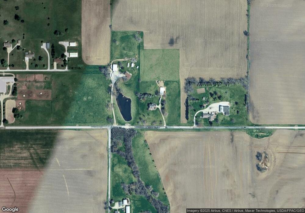 4202 W 60th St, Davenport, IA 52806 - photo 1