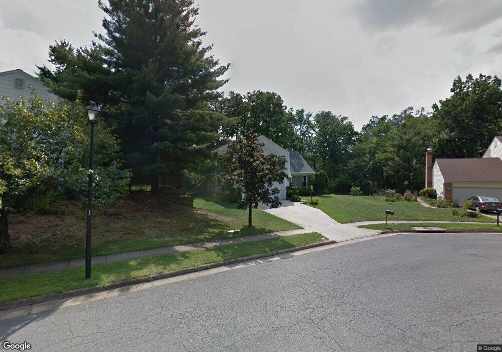 8219 Labbe Ln, Vienna, VA 22182 - photo 1