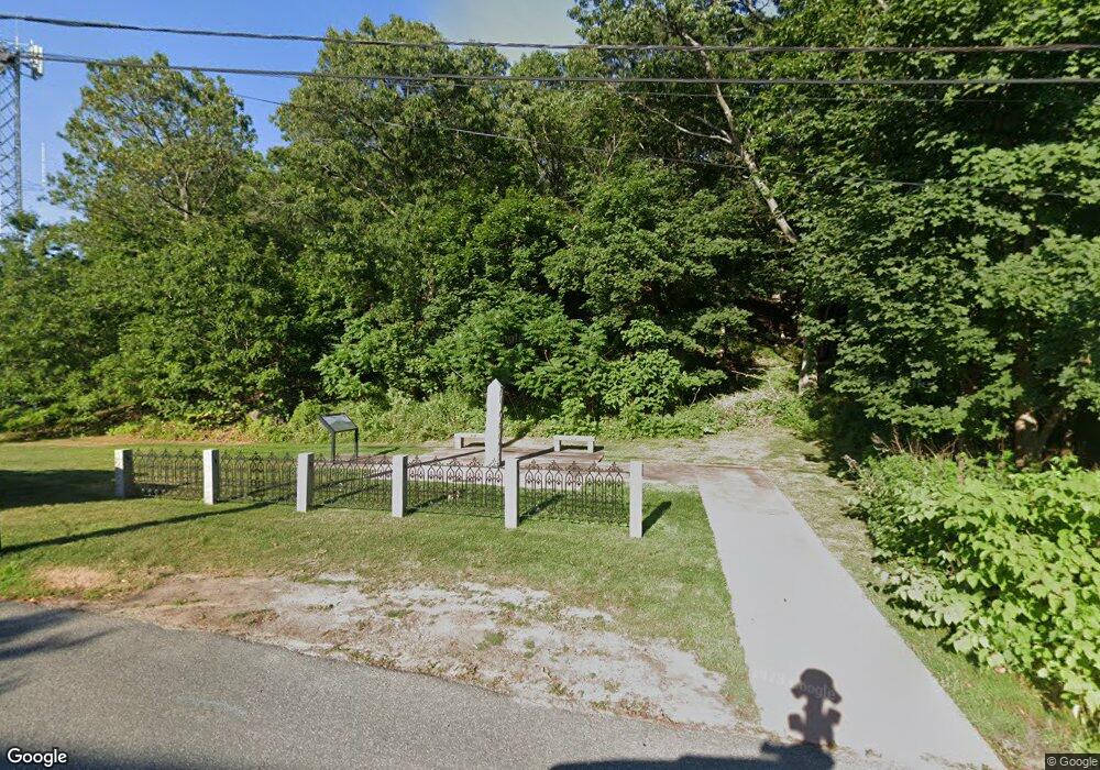 11 Round Hill St, Saugus, MA 01906 - photo 1