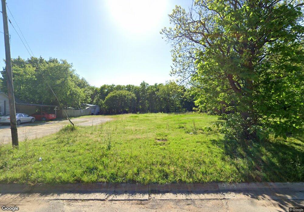 909 S Taylor St, Gainesville, TX 76240 - photo 1