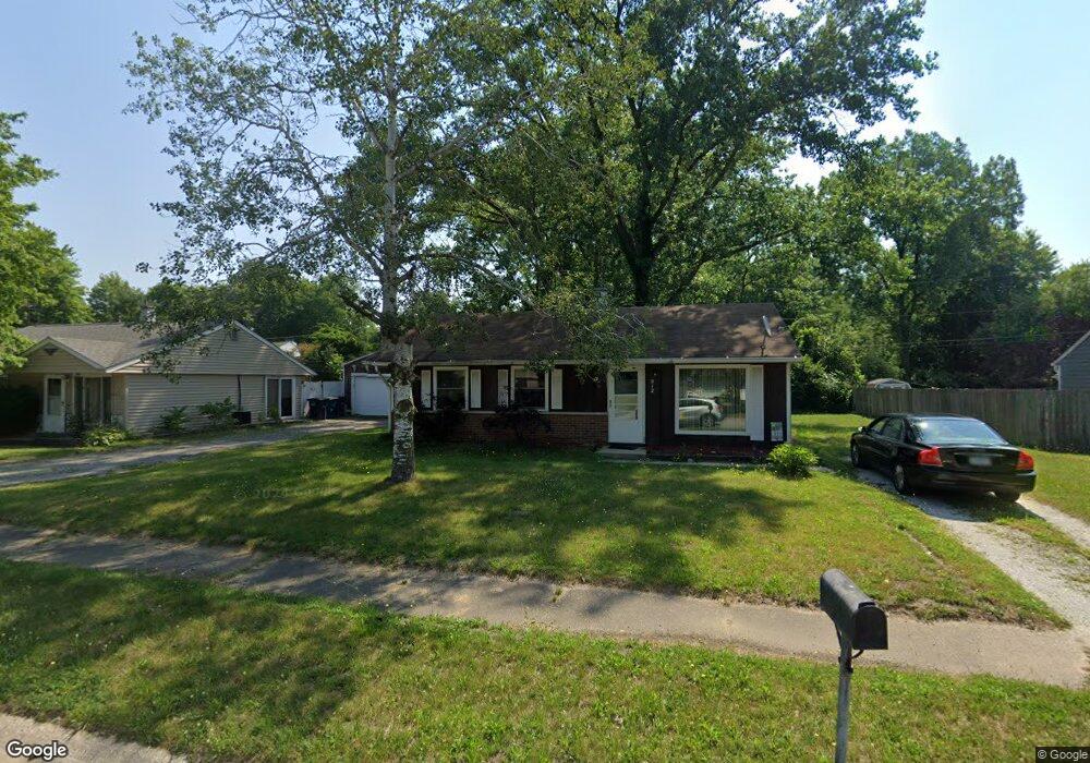 912 Willow Spring Dr, Michigan City, IN 46360 - photo 1