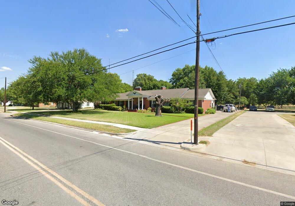 1700 E California St, Gainesville, TX 76240 - photo 1