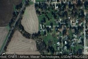 205 W South St, Avon, IL 61415