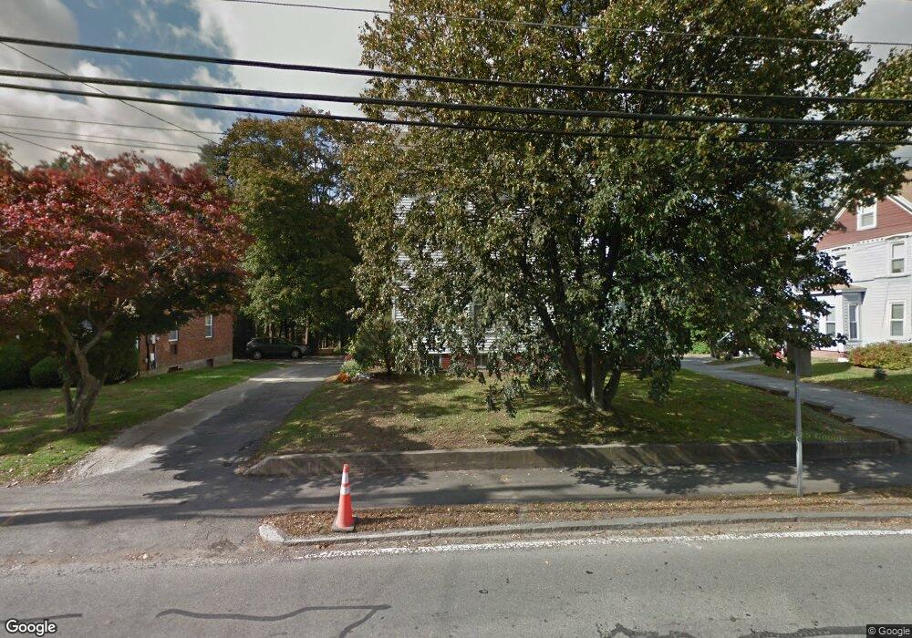 527 Main St, Stoneham, MA 02180 - photo 1