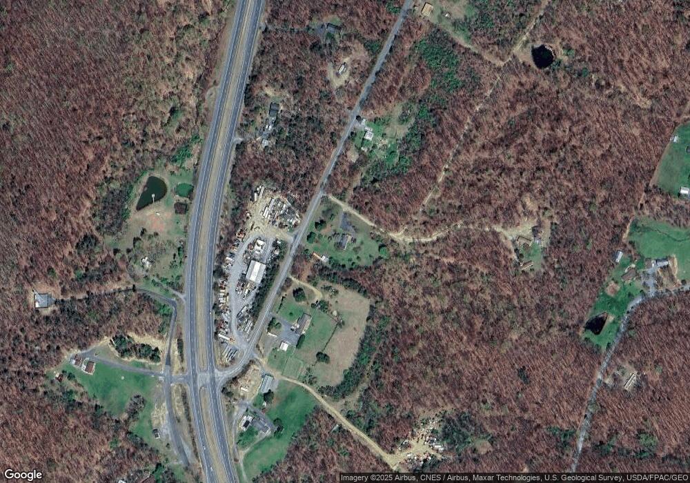 204 N Timber Ridge Rd, Cross Junction, VA 22625 - photo 1