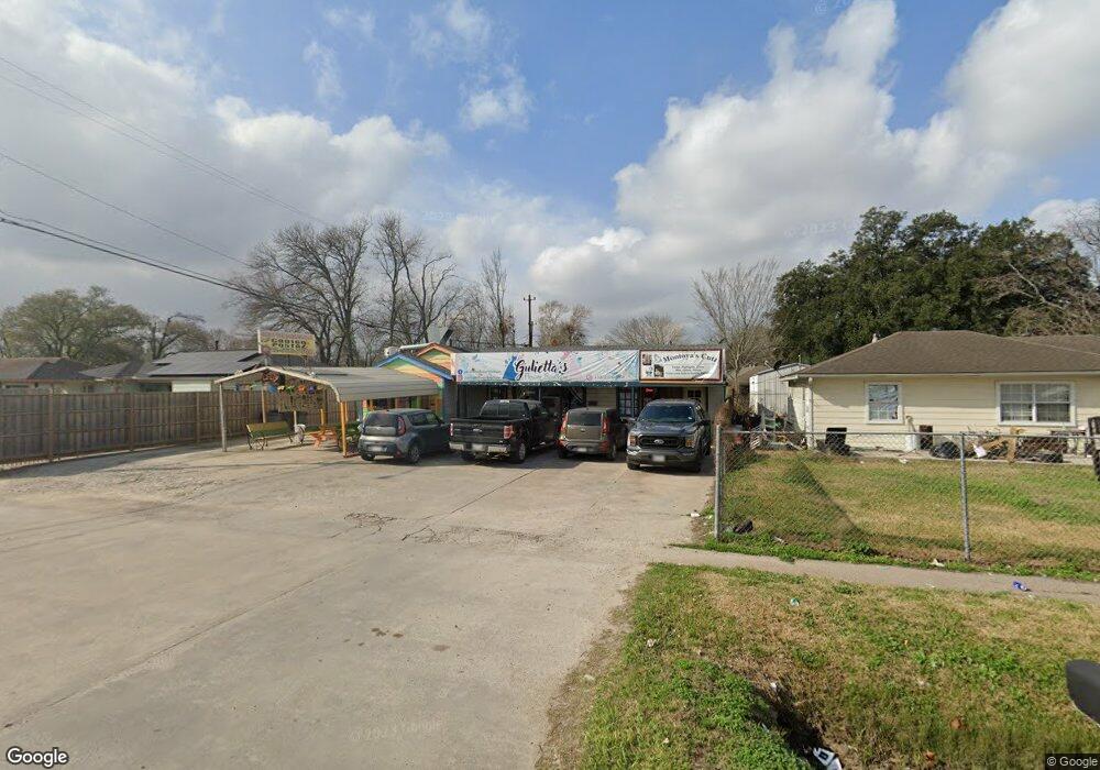 11109 Bentley St, Houston, TX 77093 - photo 1