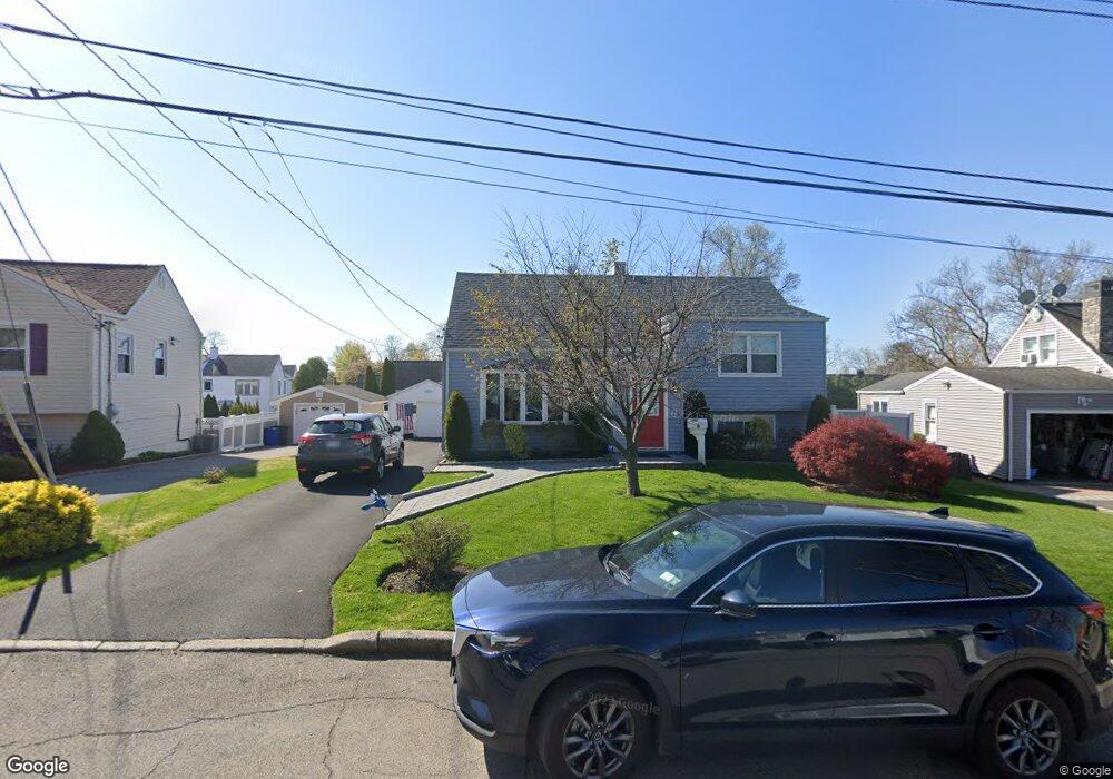 8 Ascot Rd, Yonkers, NY 10710 - photo 1