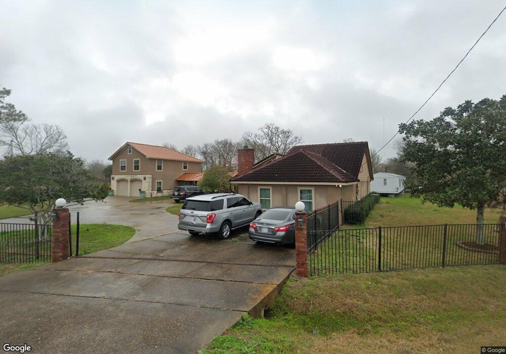 3925 S Meadows St, Alvin, TX 77511 - photo 1