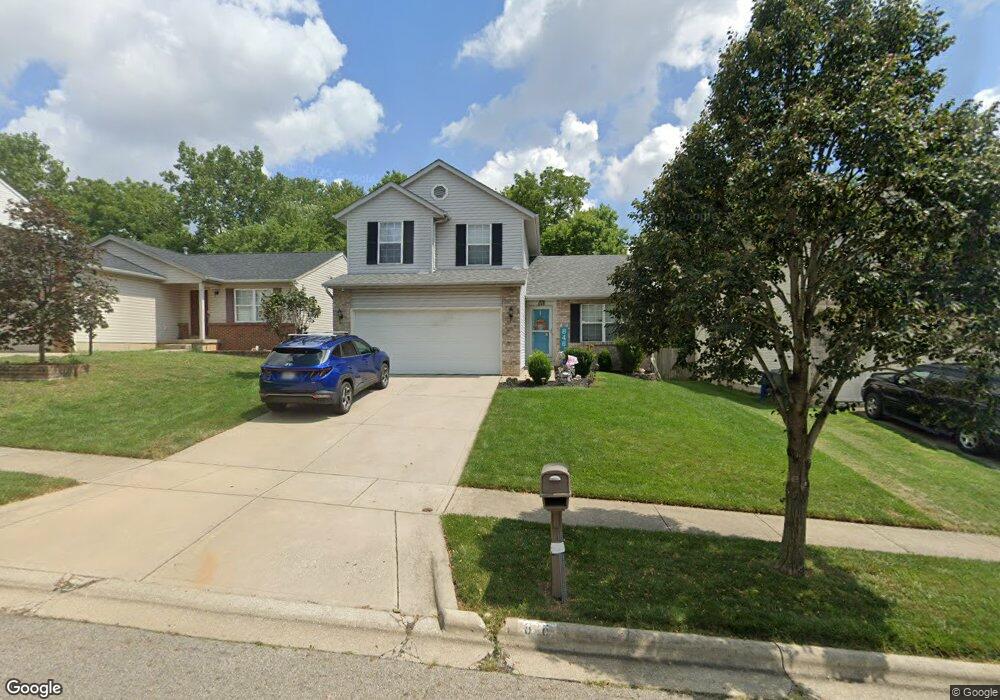 846 Crevis Ln, Columbus, OH 43228 - photo 1