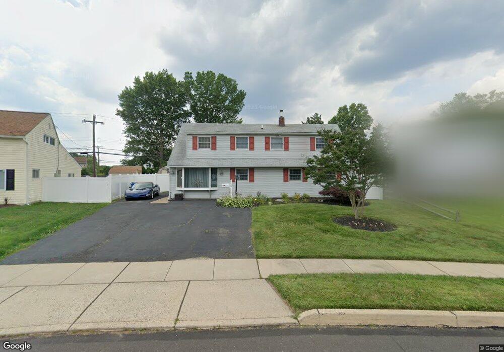 139 Goldengate Rd, Levittown, PA 19057 - photo 1