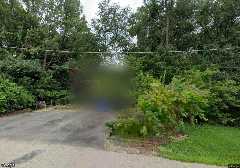 129 Castlewood Dr, Carpentersville, IL 60110 - photo 1