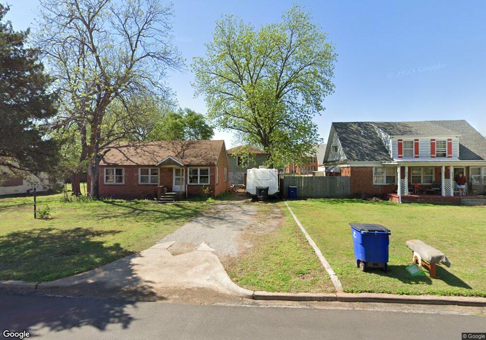 712 W Pine Ave, Duncan, OK 73533 - photo 1