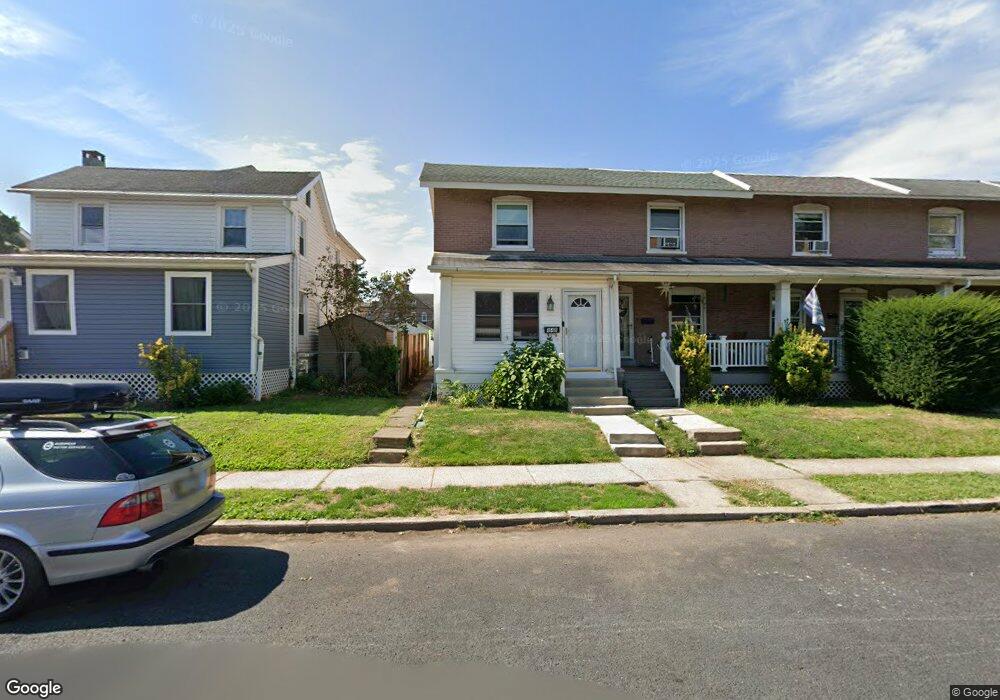 848 W 2nd St, Lansdale, PA 19446 - photo 1