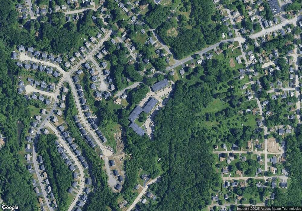 121 Whipple St unit 10, Worcester, MA 01610 - photo 1