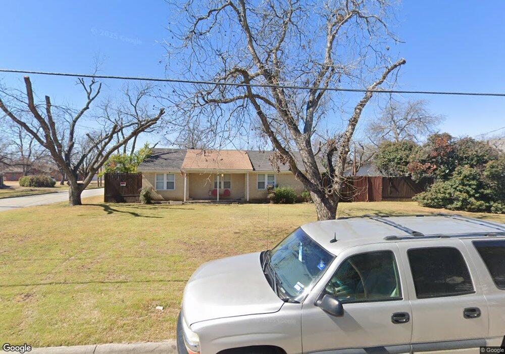 301 N Roe St, Fort Worth, TX 76108 - photo 1