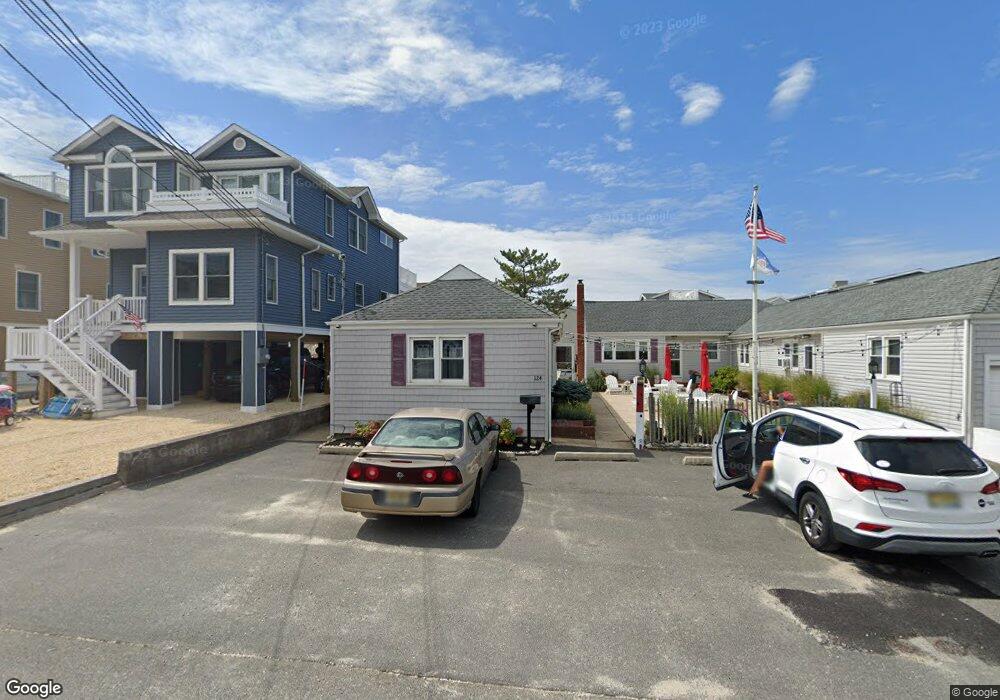 124 E 17th St unit 4, Ship Bottom, NJ 08008 - photo 1