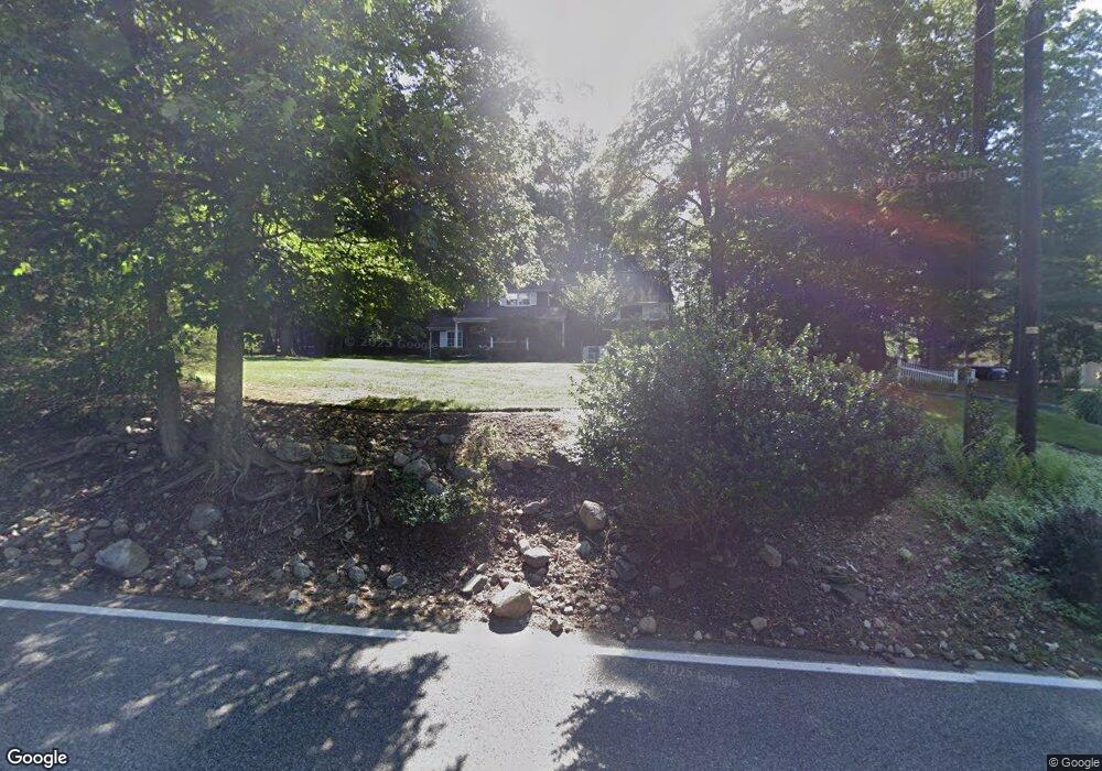 457 W Saddle River Rd, Upper Saddle River, NJ 07458 - photo 1