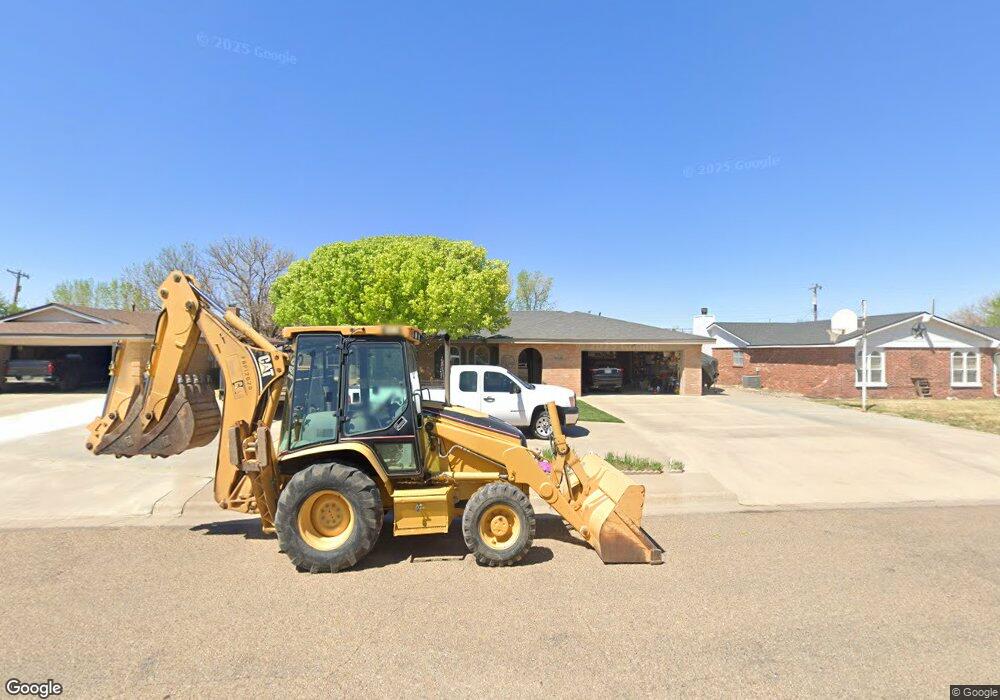 908 Phillips Dr, Dumas, TX 79029 - photo 1