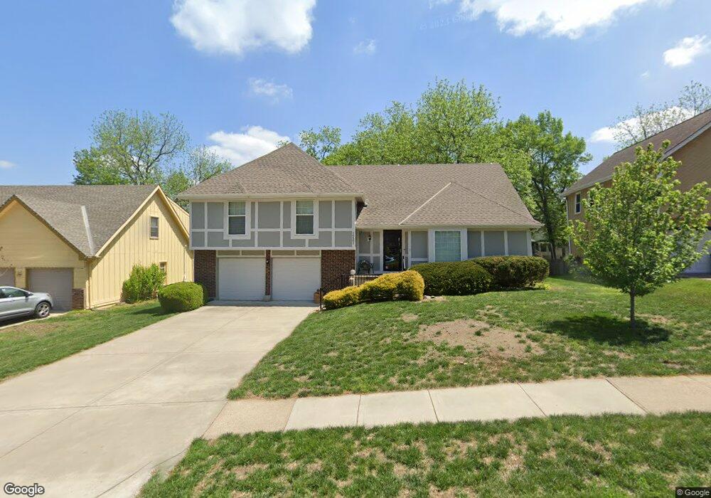 10561 Noland Rd, Lenexa, KS 66215 - photo 1