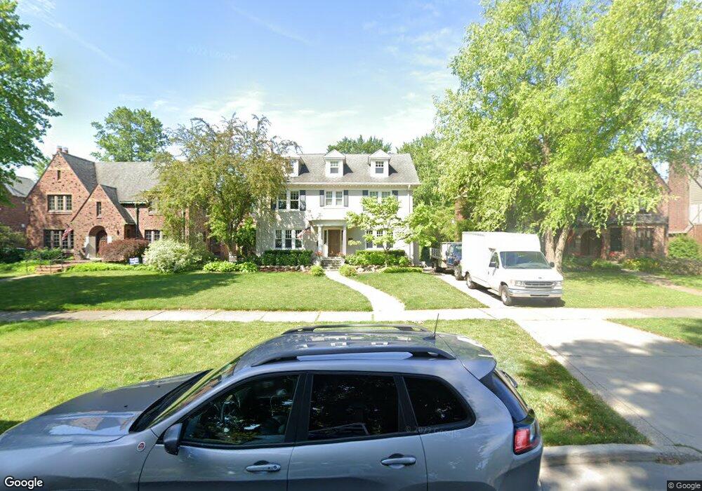 1135 Yorkshire Rd, Grosse Pointe Park, MI 48230 - photo 1