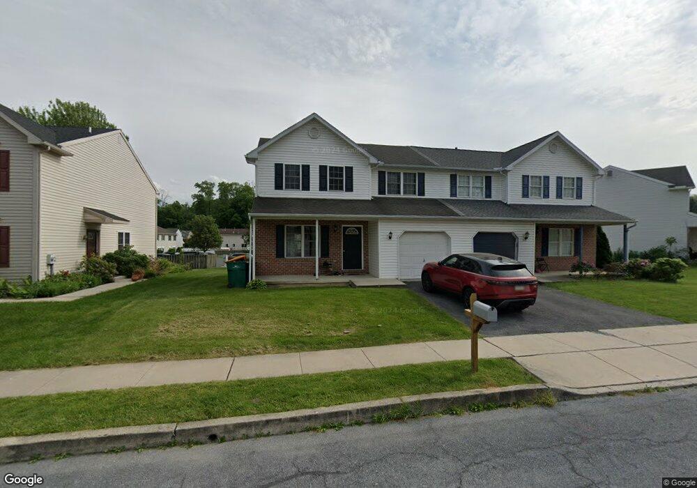 137 Bainbridge Cir, Reading, PA 19608 - photo 1