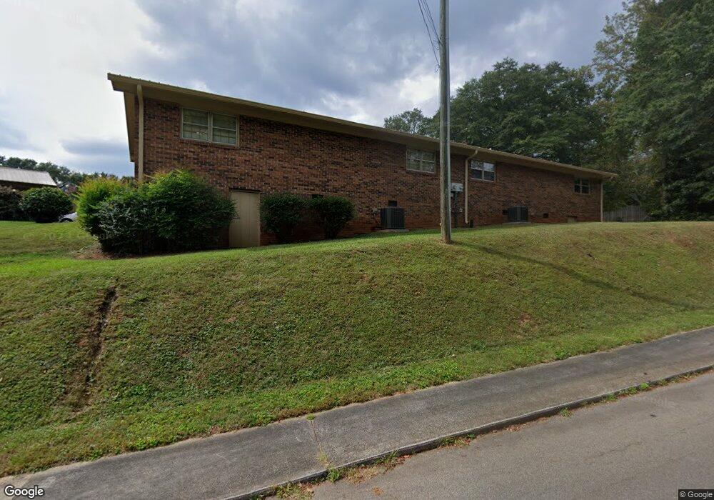 136 Lockwood St unit 5,6,7,8, Clarkesville, GA 30523 - photo 1