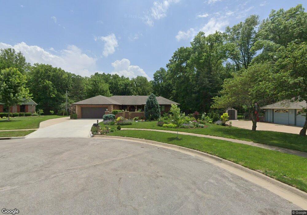 5807 SW Turnberry Ct, Topeka, KS 66614 - photo 1