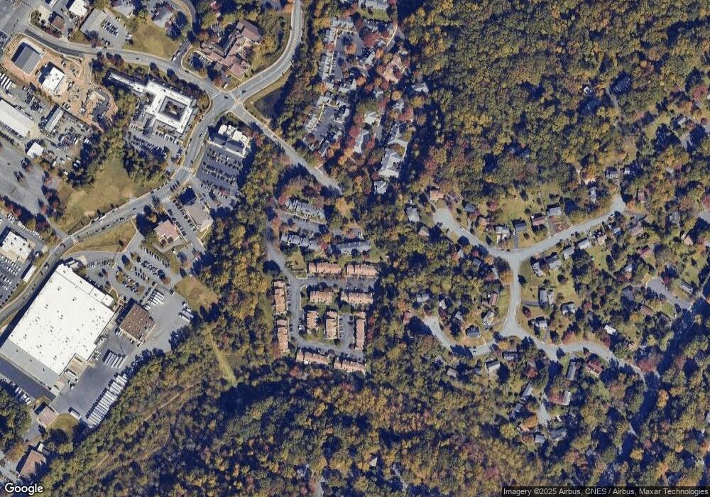 575 Millstone Ct unit 21, Charlottesville, VA 22901 - photo 1