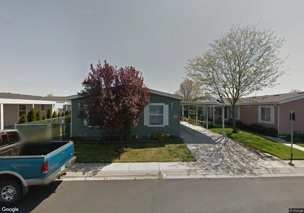 1355 Ivan Ln, Central Point, OR 97502 - photo 1