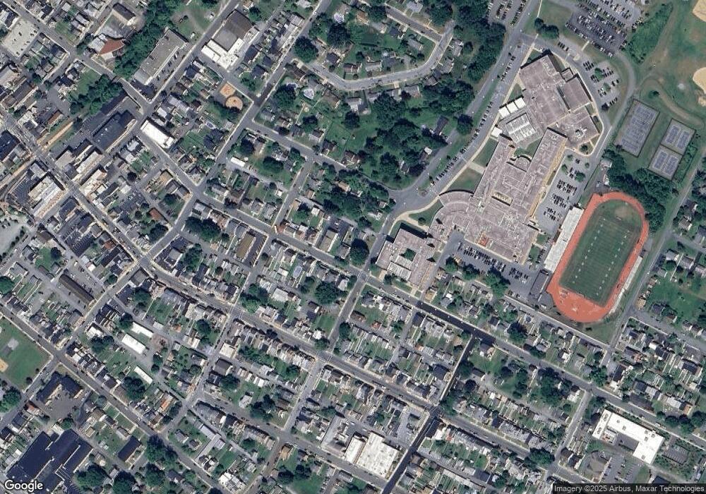 421 E 4th St, Boyertown, PA 19512 - photo 1