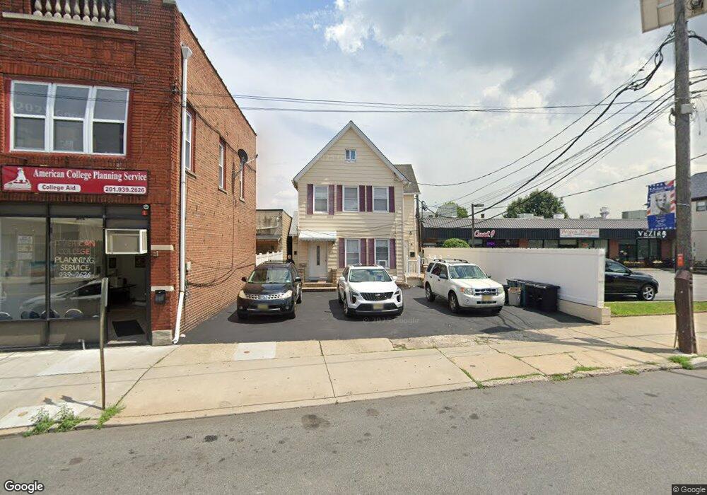 276 Ridge Rd unit 2, Lyndhurst, NJ 07071 - photo 1