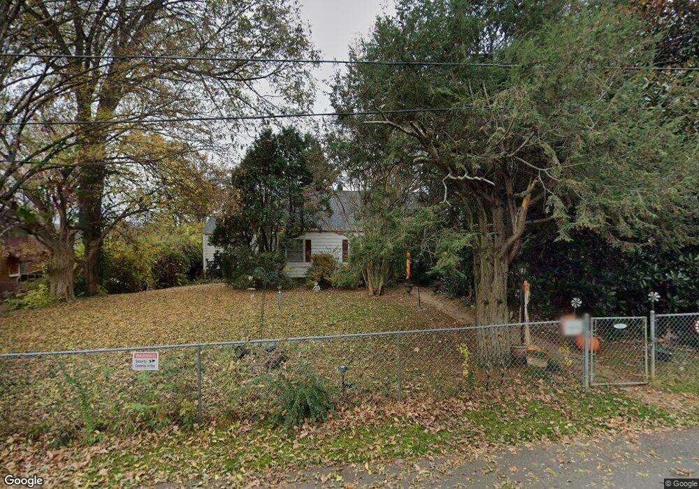 156 E Grand Ave, Johnson City, TN 37601 - photo 1