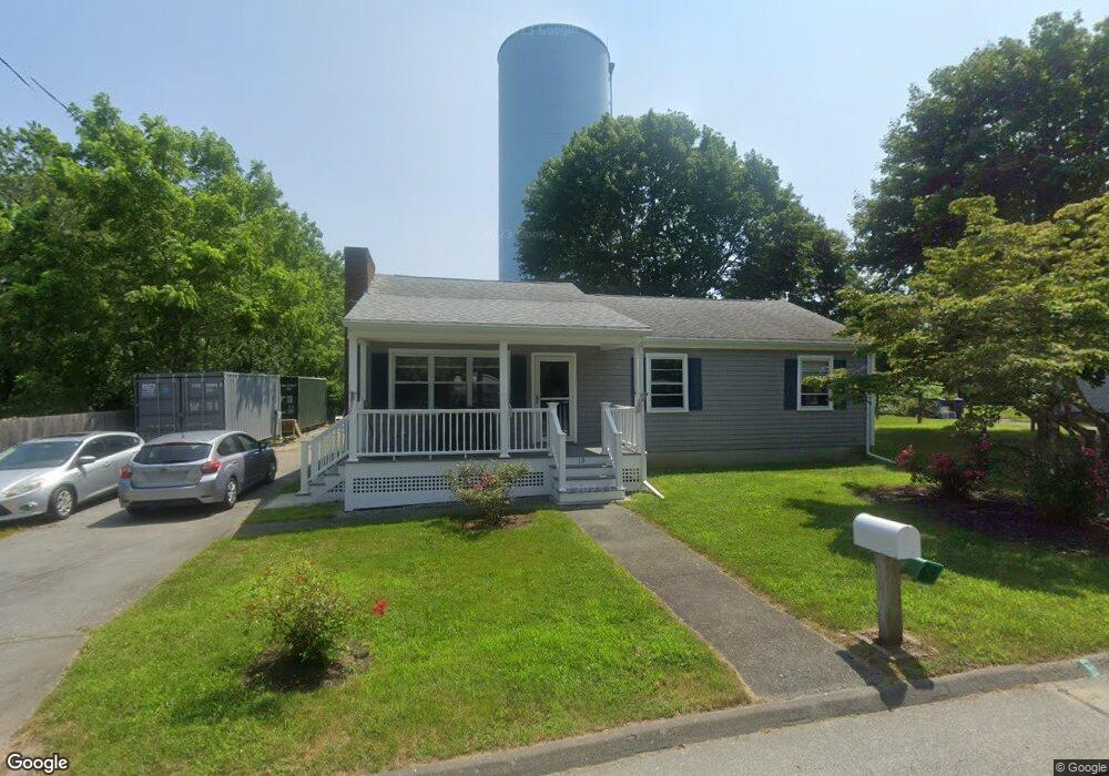 19 Grandview Ave, Fairhaven, MA 02719 - photo 1