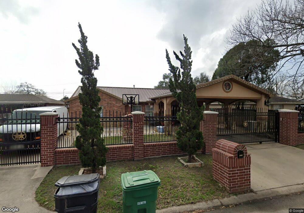 3012 Fleetwood St, Houston, TX 77093 - photo 1