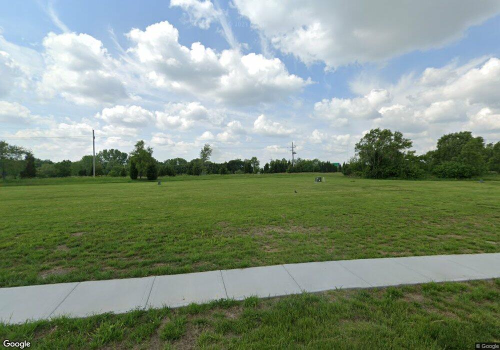 10211 Theden Cir, Lenexa, KS 66220 - photo 1