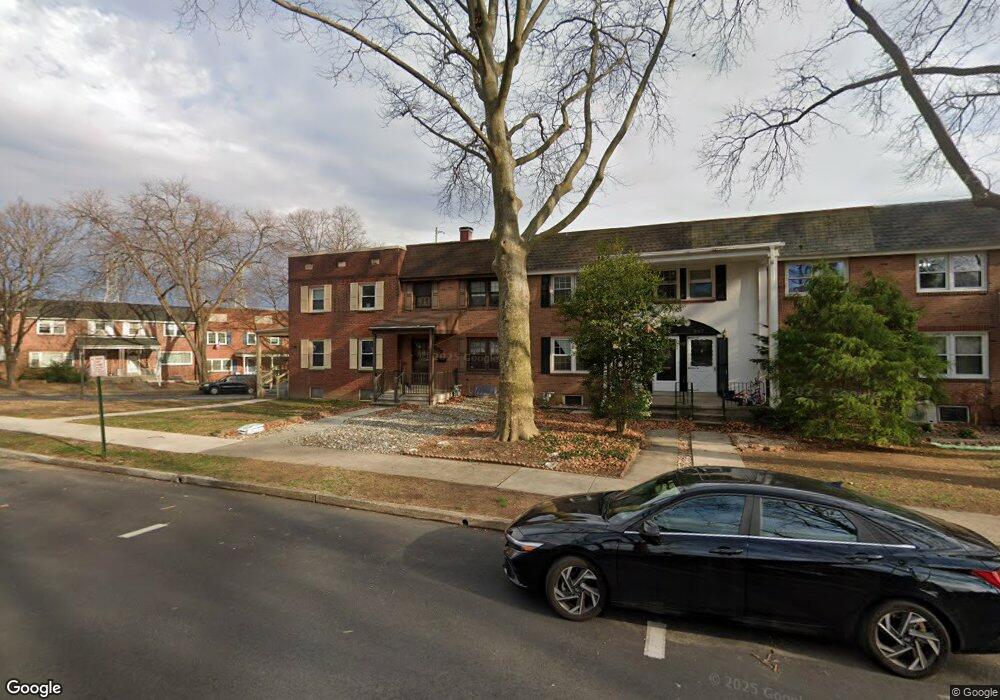 203 Sycamore Rd, Reading, PA 19611 - photo 1