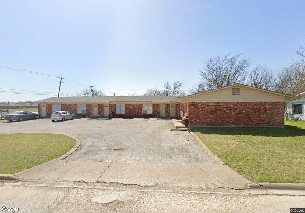 1707 Raylene Dr, Cleburne, TX 76033 - photo 1