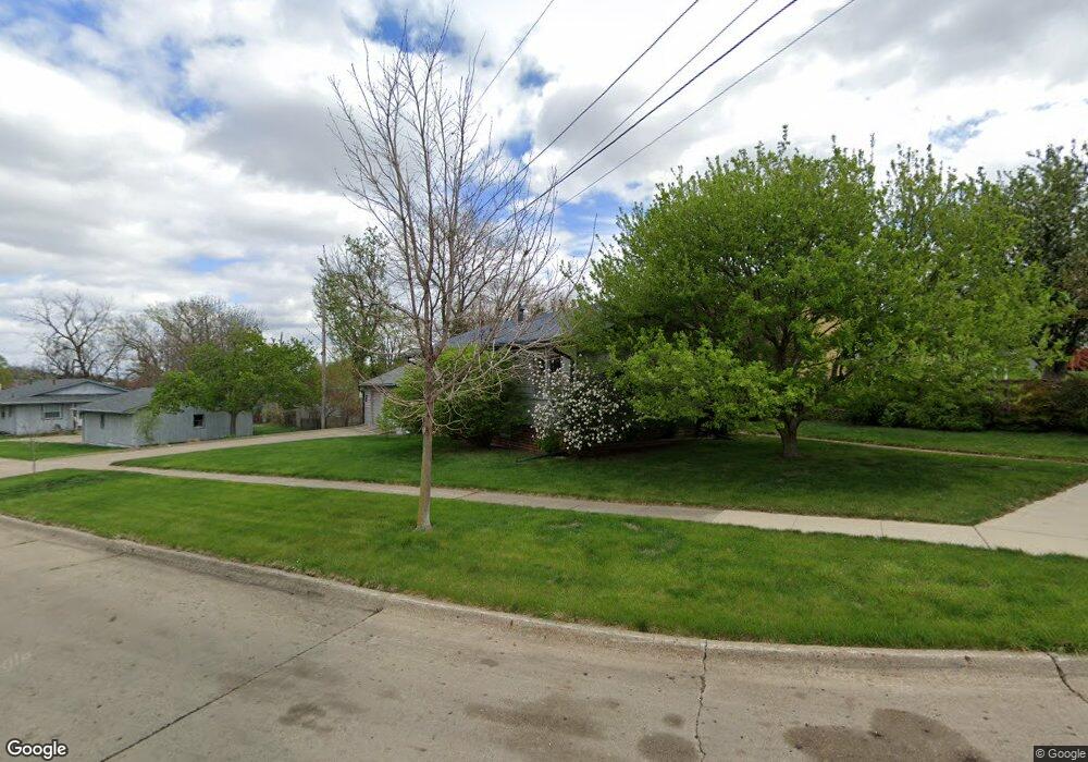 811 39th St, Des Moines, IA 50312 - photo 1