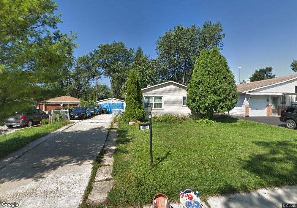 1004 Tacoma St, Carpentersville, IL 60110 - photo 1