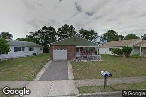 14 Bedivere Ct, Toms River, NJ 08757