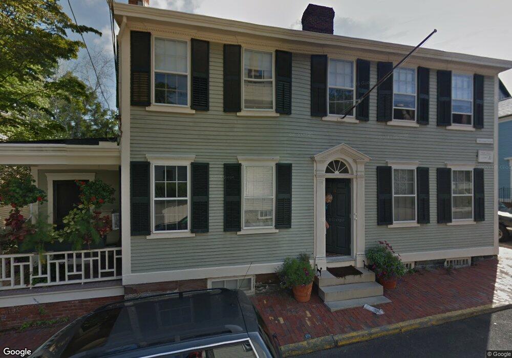30 Sherman St, Newport, RI 02840 - photo 1